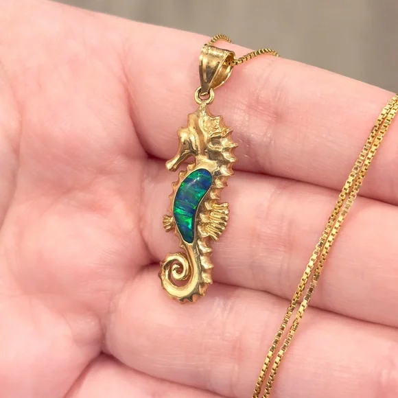 14K Opal Seahorse Pendant, Green Blue Lab Inlay Nautical Aquatic Luxury Piece - Picture 7 of 13